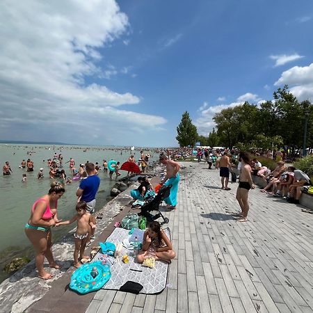 Fenyves Hotel Balatonfenyves Bagian luar foto