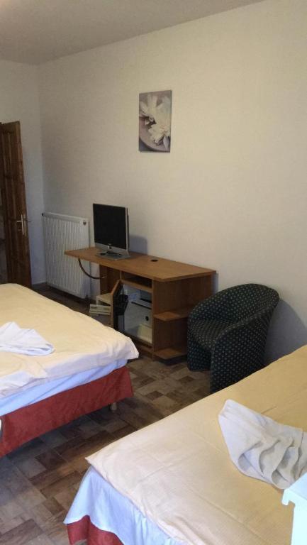 Fenyves Hotel Balatonfenyves Bagian luar foto